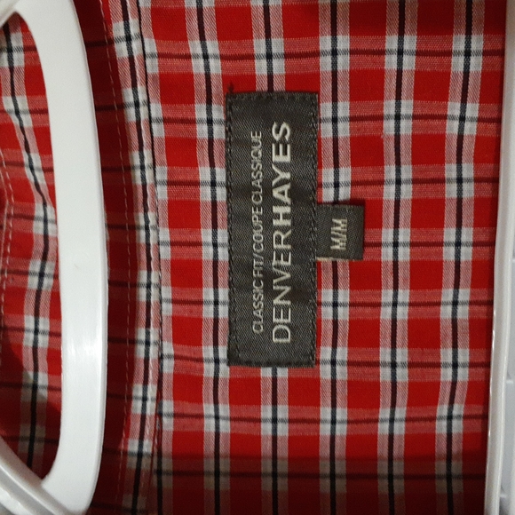 Denver Hayes Button Down Tee - Picture 2 of 4